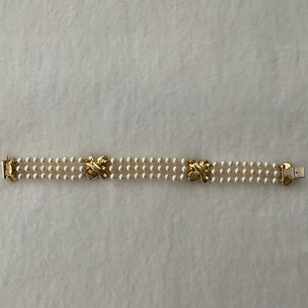 TIFFANY & CO. Vintage 18k Dogwood Diamond Akoya Pearl Bracelet - Picture 8 of 16